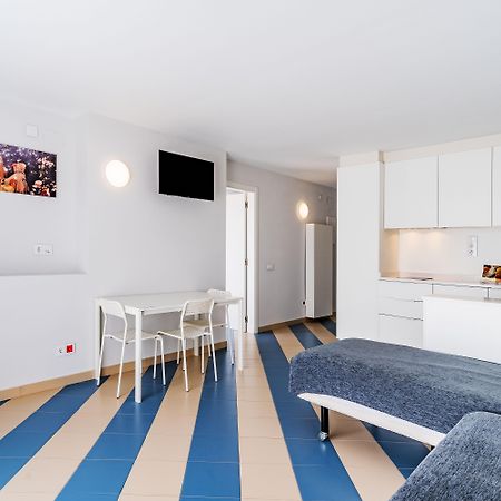 Apartamentos Sunway Amapola Sitges Exterior photo