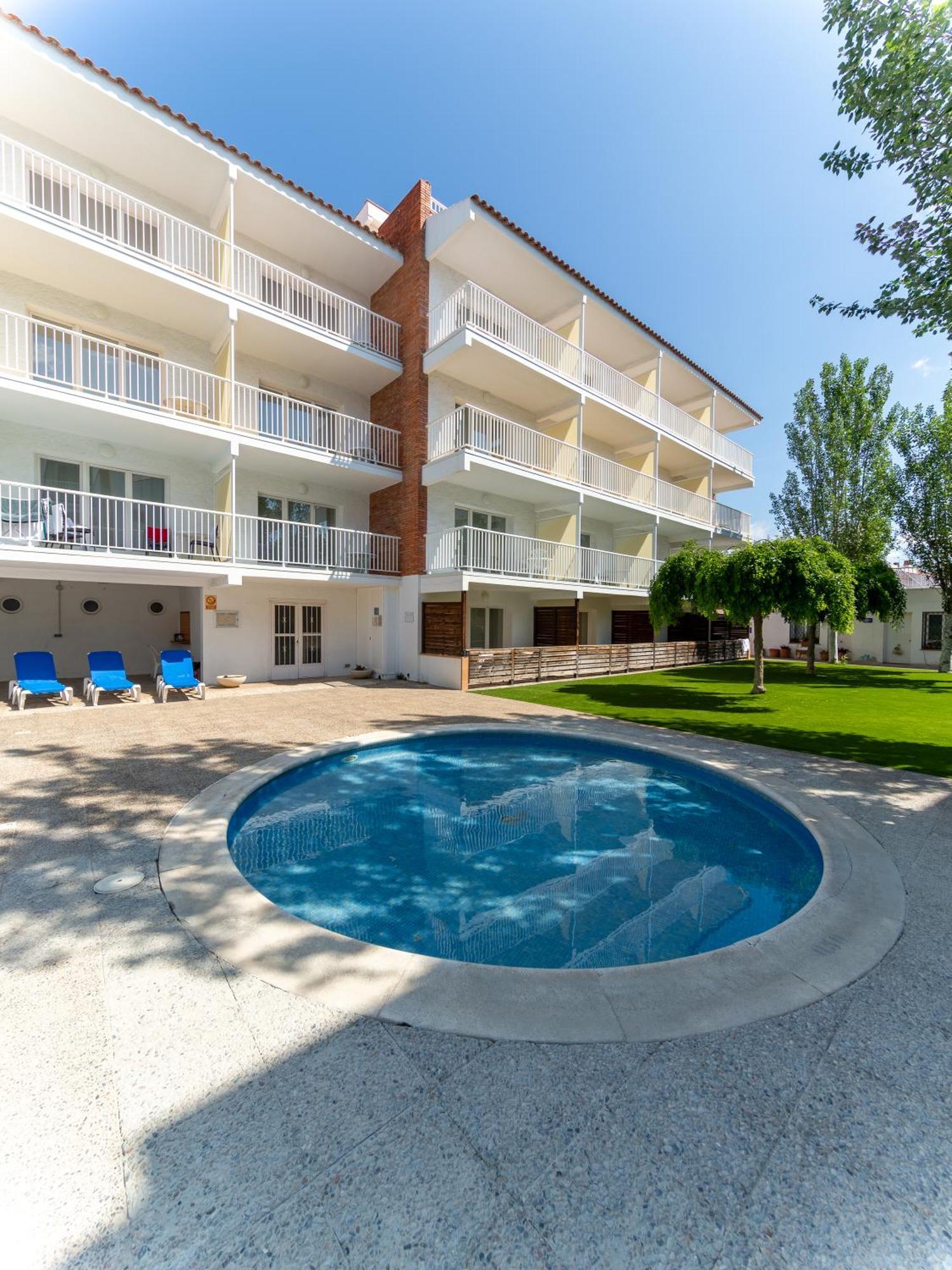 Apartamentos Sunway Amapola Sitges Exterior photo