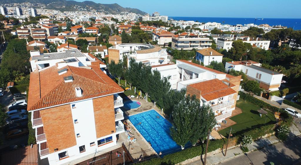 Apartamentos Sunway Amapola Sitges Exterior photo